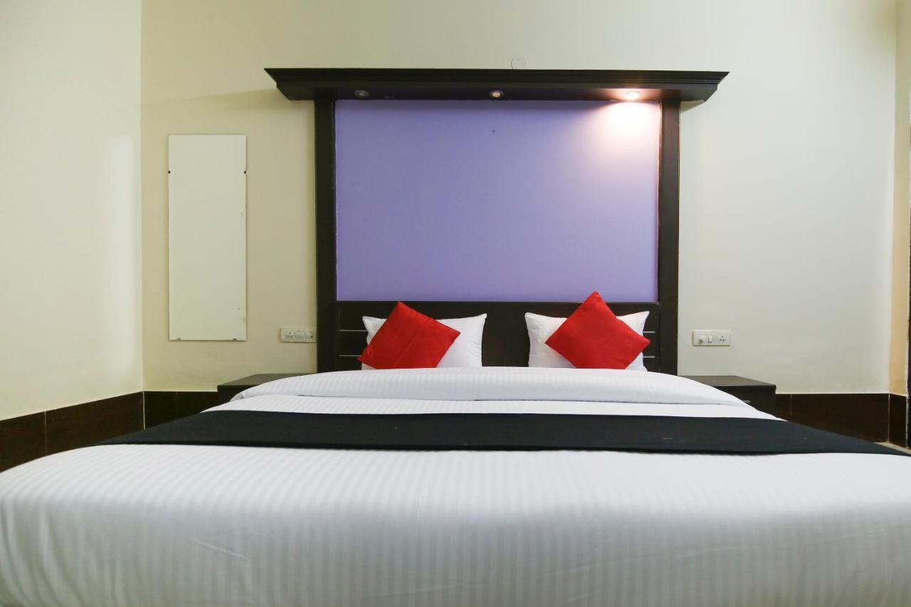 Capital O 68148 Hotel Shree Jee Palace Ghaziabad Exterior photo